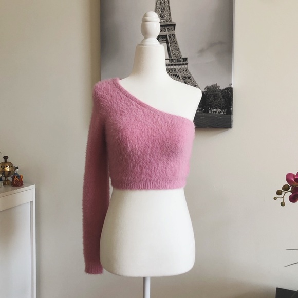 Fashion Nova Sweaters - 🚫𝕊𝕆𝕃𝔻🚫 Fashion Nova Crop Sweater